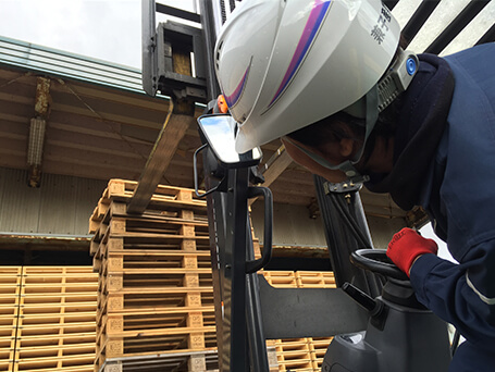 フォークの水平角度はわかりづらい